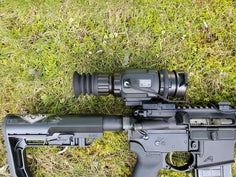 Bering Optics HOGSTER VIBE 2.0-8.0x35mm Ultra-compact Sight WithLaRue Tactical® QD mount